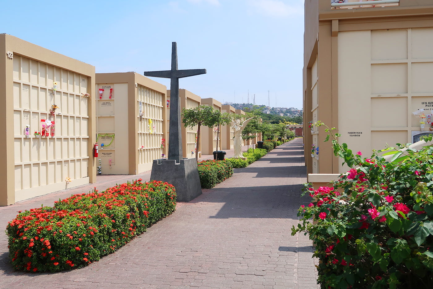 parque de la paz pascuales, Camposanto