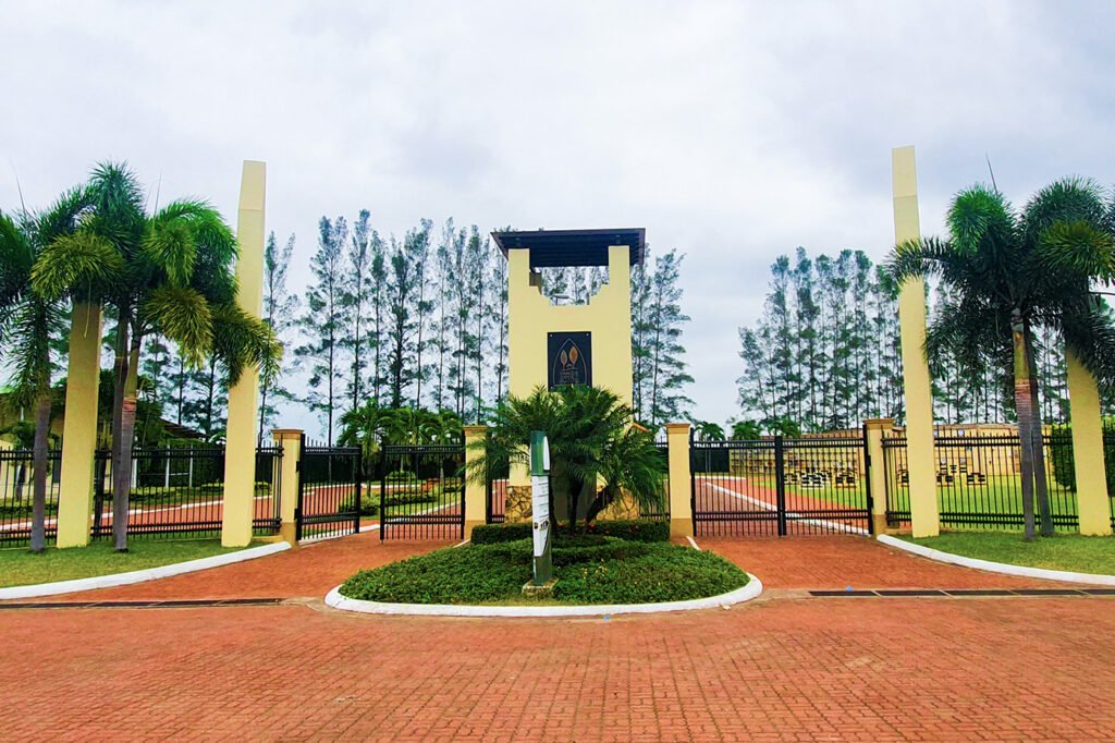 Parque de la Paz parque de la paz camposanto parque de la paz camposantos y servicios parque de la paz ecuador parque de la paz precios funeraria funeraria nacional funerarias
